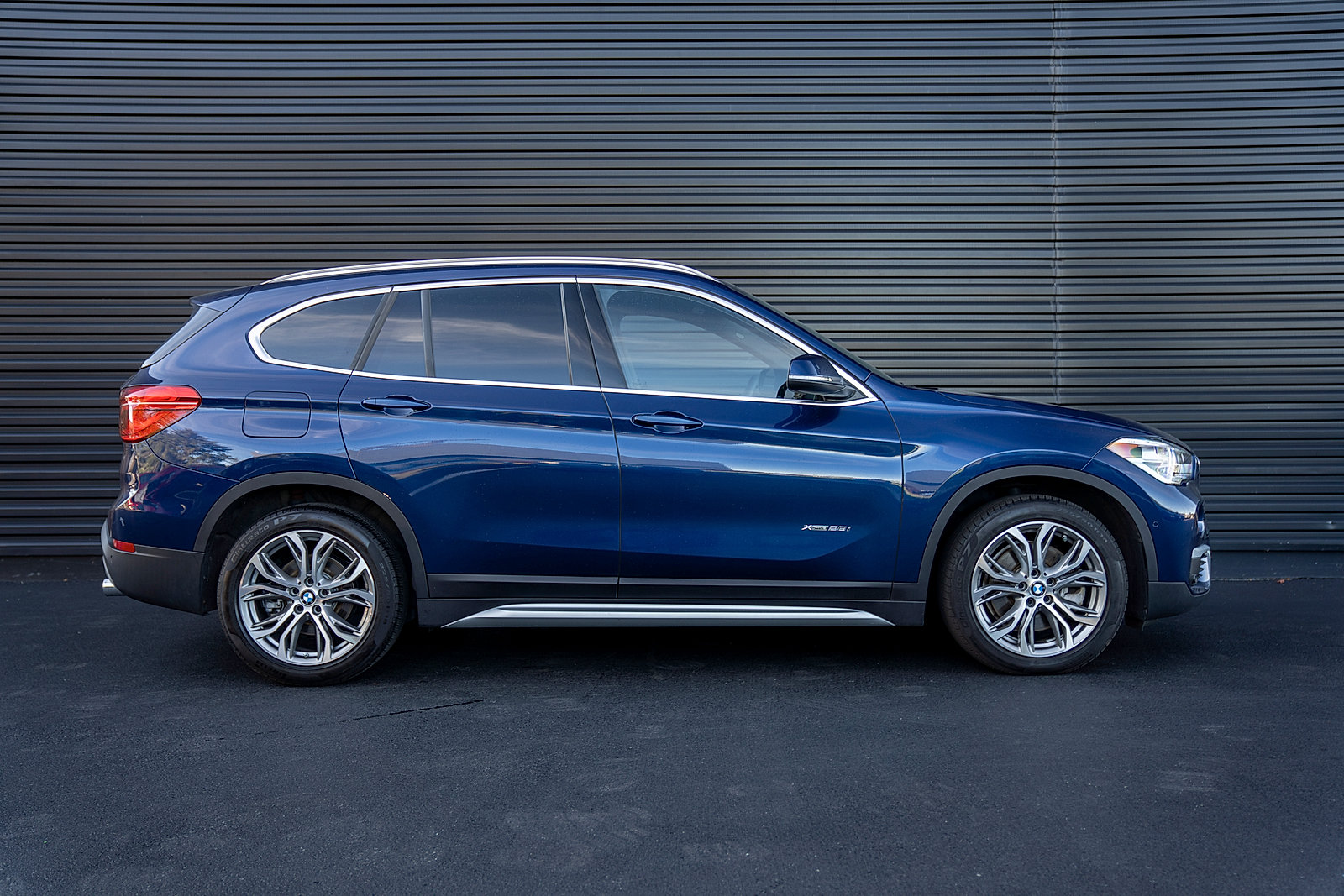 Used 2017 BMW X1 xDrive28i AWD/4WD image 26
