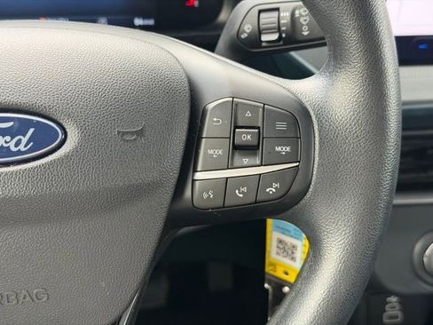 Used 2025 Ford Maverick XL w/ Equipment Group 102A image 30