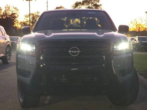 New 2026 Nissan Frontier SV image 21