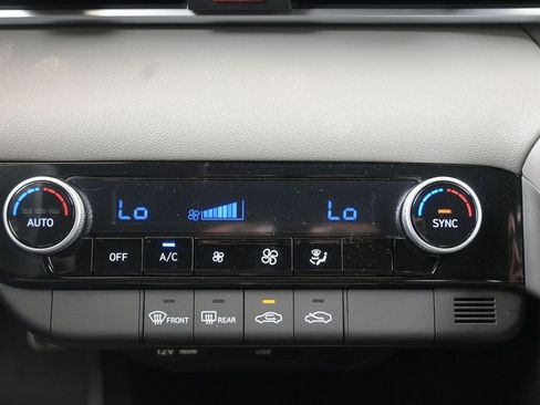 New 2025 Hyundai Elantra Sport image 31