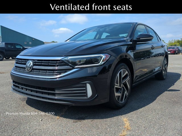 Used 2023 Volkswagen Jetta SEL FWD image 9