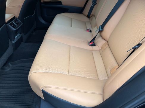 Used 2022 Lexus ES 350 w/ Premium Package FWD image 31