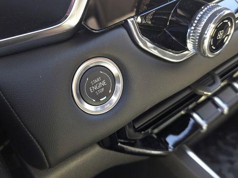 New 2026 GMC Canyon Elevation image 21