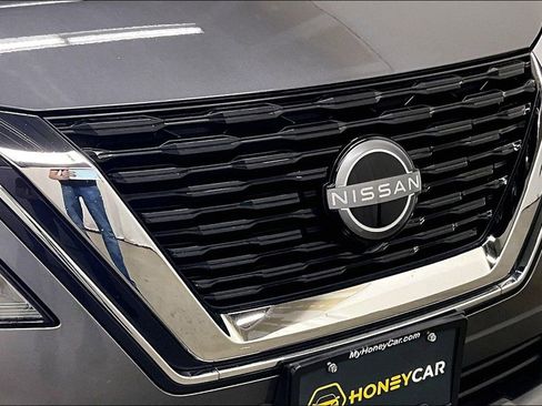 Used 2022 Nissan Rogue SV AWD/4WD image 32
