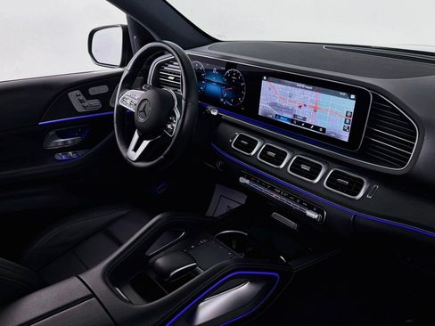 Used 2022 Mercedes-Benz GLE 350 w/ Premium Package image 16
