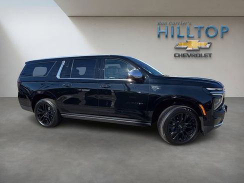 Certified 2025 Chevrolet Suburban Premier image 3