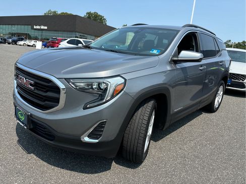 Certified 2020 GMC Terrain SLE w/ Driver Convenience Package AWD/4WD image 6