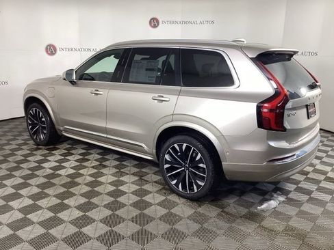 New 2026 Volvo XC90 T8 Plus w/ Protection Package Premier image 7