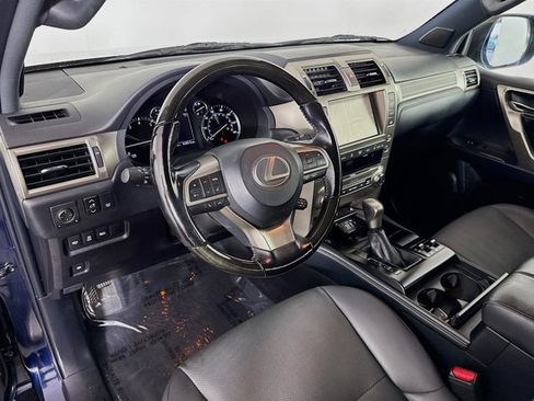 Used 2020 Lexus GX 460 Premium image 9