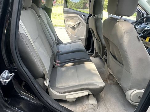 Used 2015 Ford Escape SE w/ Equipment Group 201A AWD/4WD image 14
