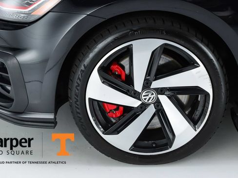 Used 2020 Volkswagen GTI SE FWD image 5