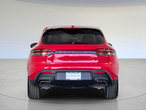 New 2026 Porsche Macan image 7