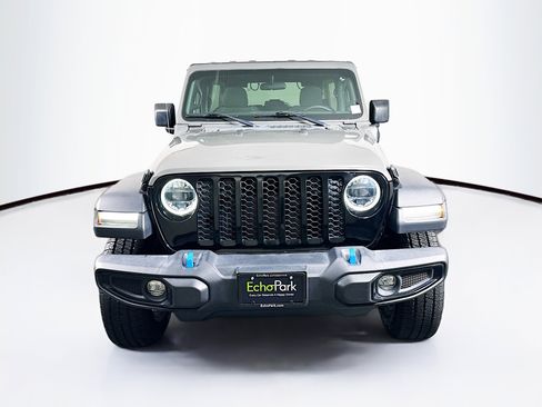 Used 2023 Jeep Wrangler Unlimited w/ Cold Weather Group image 2