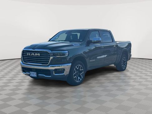 Used 2026 RAM 1500 Laramie AWD/4WD image 3