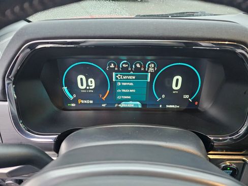 Certified 2022 Ford F150 Lariat w/ Equipment Group 502A High image 25