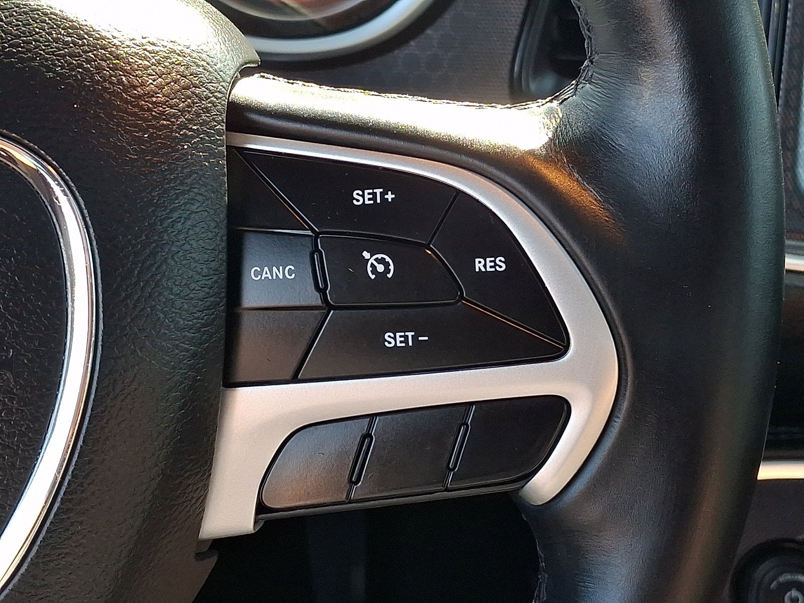 Used 2018 Dodge Challenger SXT Plus RWD image 23