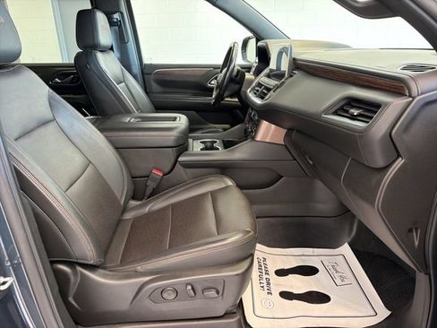 Used 2021 Chevrolet Suburban High Country AWD/4WD image 14