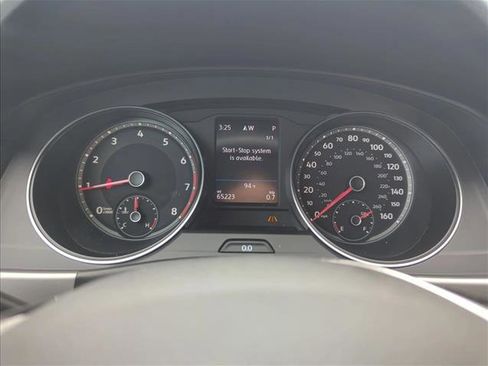 Used 2020 Volkswagen Atlas SE w/ Panoramic Sunroof Package FWD image 9