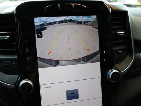 Used 2023 RAM 1500 Big Horn AWD/4WD image 21