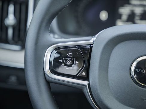 New 2027 Volvo XC90 B6 Plus AWD/4WD image 29