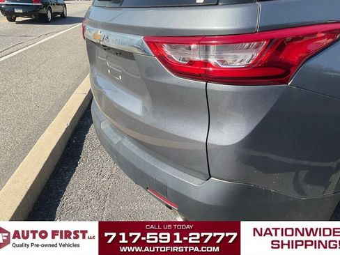 Used 2021 Chevrolet Traverse LS FWD image 3