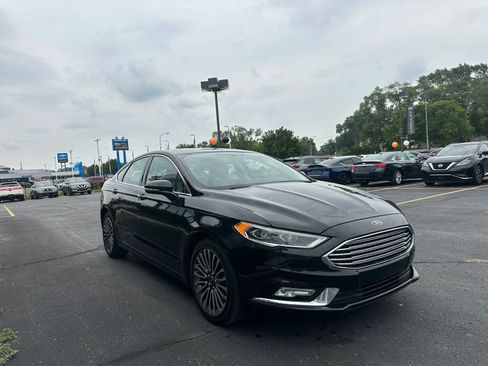 Used 2018 Ford Fusion Titanium AWD/4WD image 3