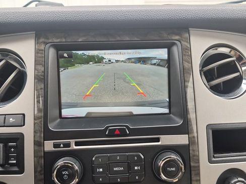 Used 2015 Ford Expedition Limited w/ Equipment Group 301A RWD image 14