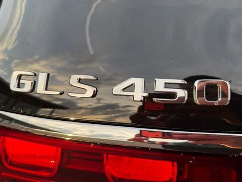 New 2026 Mercedes-Benz GLS 450 4MATIC image 9
