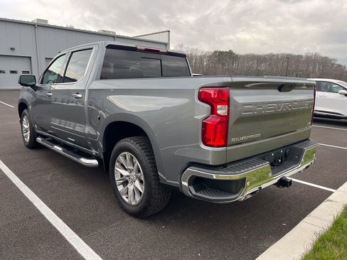 Used 2022 Chevrolet Silverado 1500 LTZ w/ LTZ Premium Package image 3