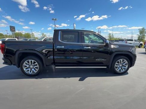 Certified 2023 GMC Sierra 1500 Denali w/ Denali Reserve Package AWD/4WD image 9