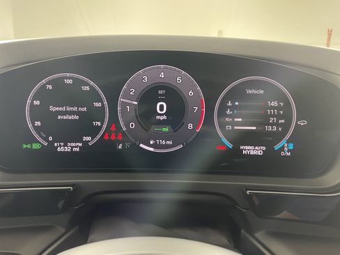 New 2025 Porsche Cayenne S AWD/4WD image 18