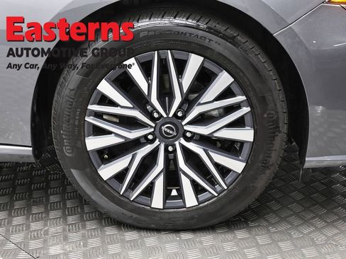 Used 2025 Nissan Altima 2.5 SV image 31