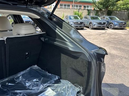 New 2025 MAZDA CX-30 AWD 2.5 S w/ Preferred Package image 31