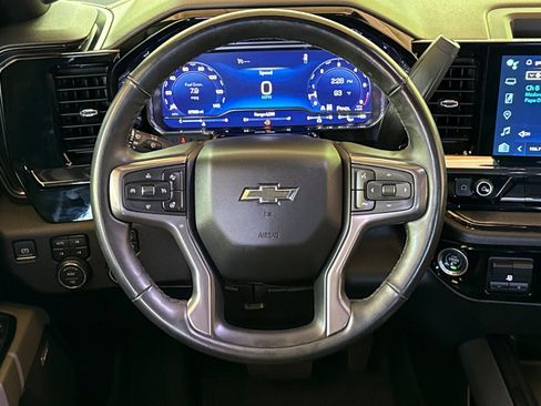 Used 2024 Chevrolet Silverado 2500 ZR2 AWD/4WD image 17