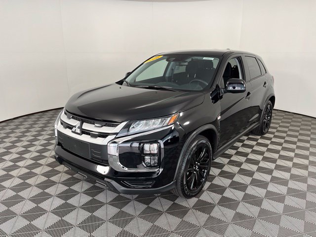 Used 2026 Mitsubishi Outlander Sport LE AWD/4WD image 3