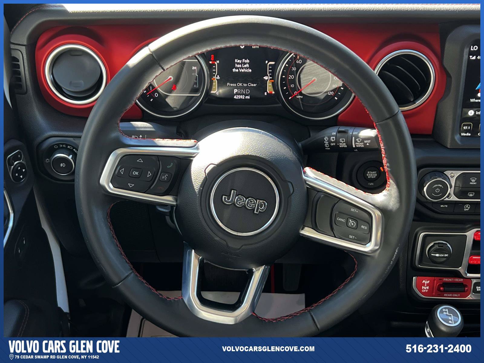 Used 2020 Jeep Wrangler Unlimited Rubicon w/ Dual Top Group AWD/4WD image 14