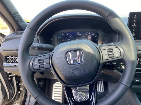 New 2025 Honda Accord Sport image 32