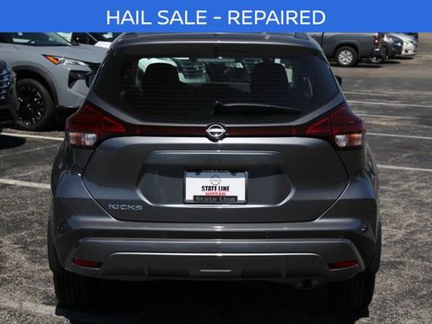 Certified 2025 Nissan Kicks Play S FWD image 9