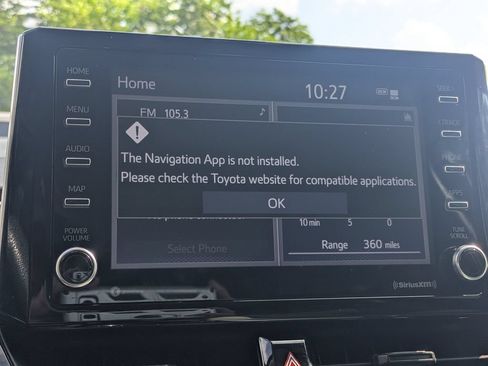 Used 2021 Toyota Corolla LE FWD image 19