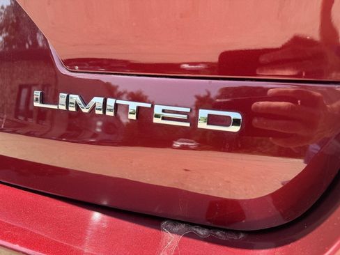 Used 2021 Jeep Grand Cherokee L Limited AWD/4WD image 9