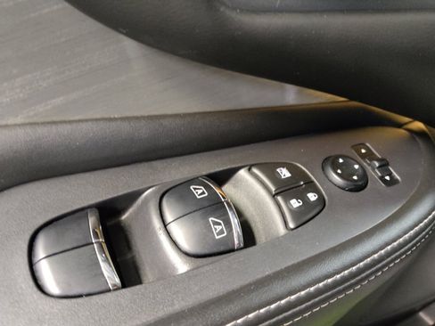 Used 2018 Nissan Murano SL w/ Midnight Edition Package image 27