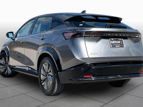 Used 2024 Nissan Ariya AWD image 11