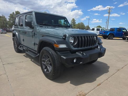 Used 2024 Jeep Wrangler Unlimited Sport AWD/4WD image 1