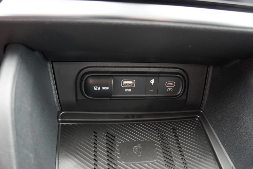 Certified 2024 Kia Sportage EX AWD/4WD image 28