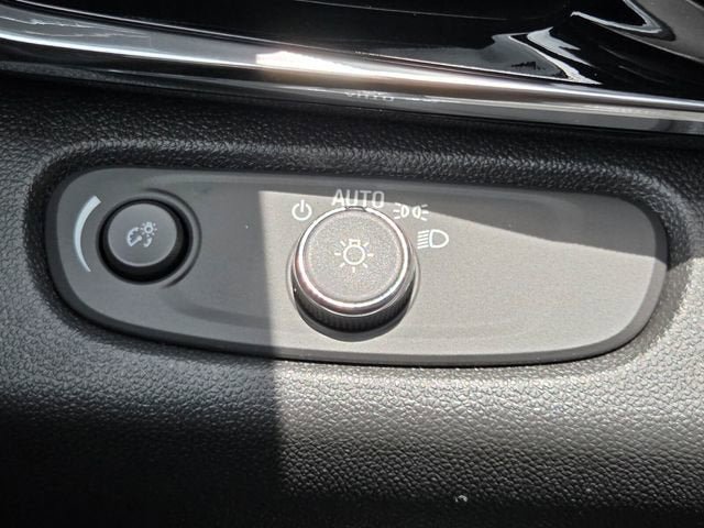 New 2026 Buick Envista Sport Touring w/ Convenience I Package FWD image 29