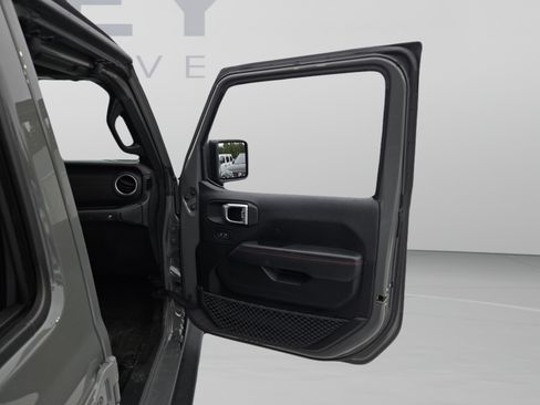 Used 2020 Jeep Wrangler Unlimited Rubicon w/ Quick Order Package 28Y Recon AWD/4WD image 31