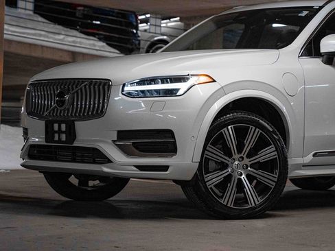 Certified 2025 Volvo XC90 T8 Plus w/ Protection Package Premier image 2