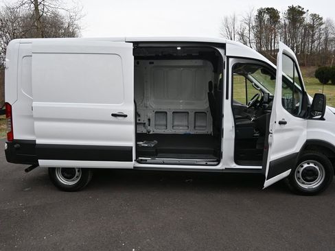 New 2026 Ford Transit 250 148 Medium Roof image 35