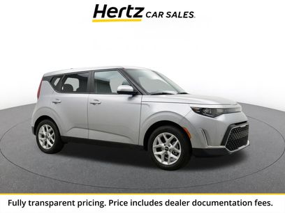 Used 2025 Kia Soul LX w/ LX Technology Package