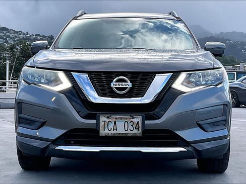 Used 2017 Nissan Rogue SV FWD image 6